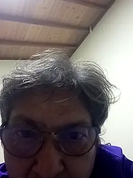 florecita69 online show from 03-15-25, 05:08