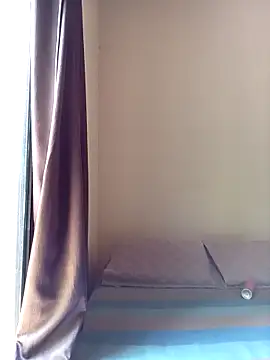 florecita69 online show from 10-22-25, 04:06