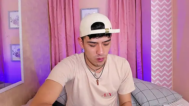 Ryan Clark  online show from 12-26-24, 08:21