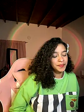 Snapshot of Arteatenea__ chatting on 11-27-25, 06:25 Arteatenea online show from 11-27-25, 06:25