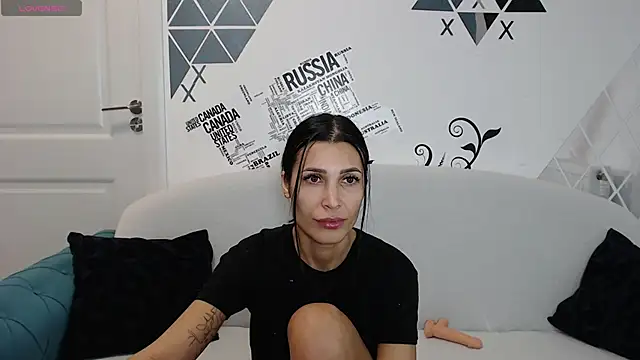 Snapshot of -jennyX0 chatting on 01-25-25, 12:37 -jennyX0 online show from 01-25-25, 12:37