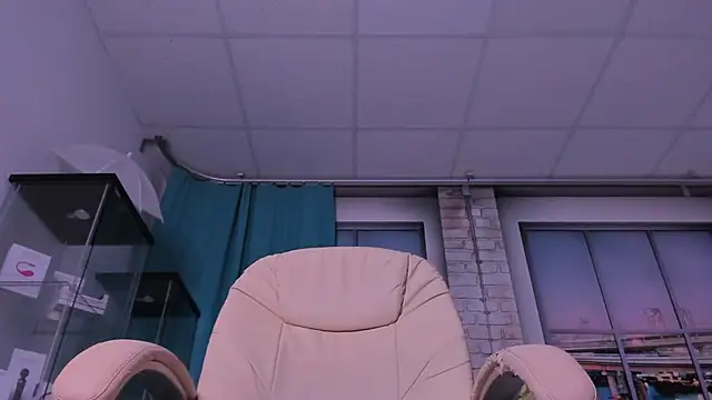 SinCityLiz online show from 04-18-26, 07:40