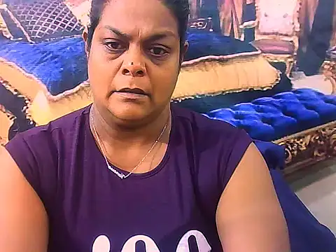 indianCherryPie online show from 02-11-26, 05:18