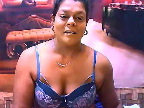 indianCherryPie online show from 04-13-26, 06:28