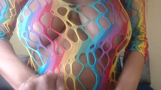 Snapshot of AssSeductress43 chatting on 07-15-26, 04:19 AssSeductress43 online show from 07-15-26, 04:19