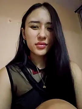 Snapshot of Selena_blake chatting on 03-20-25, 10:43 Selena blake online show from 03-20-25, 10:43