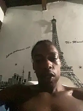 Snapshot of LarryCollin chatting on 02-28-25, 06:21 LarryCollin online show from 02-28-25, 06:21