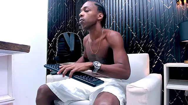 Snapshot of LarryCollin chatting on 02-23-25, 10:31 LarryCollin online show from 02-23-25, 10:31
