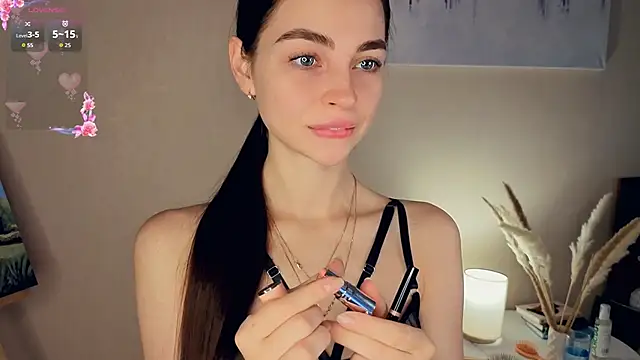 MaryJacksoon online show from 10-18-25, 07:43