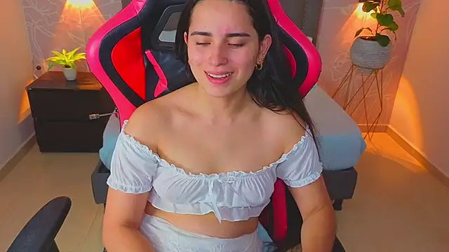 angelica dymond online show from 12-18-25, 07:40