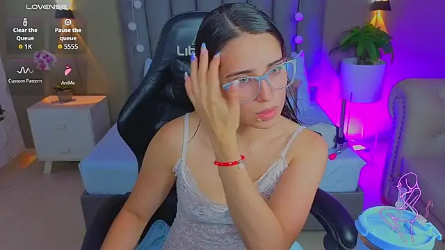 angelica dymond online show from 04-15-26, 07:51