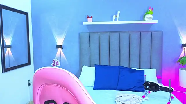 angelica dymond online show from 10-07-25, 12:17