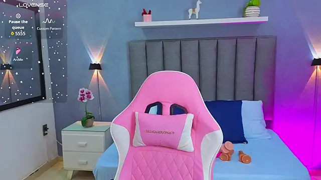 angelica dymond online show from 10-17-25, 12:07