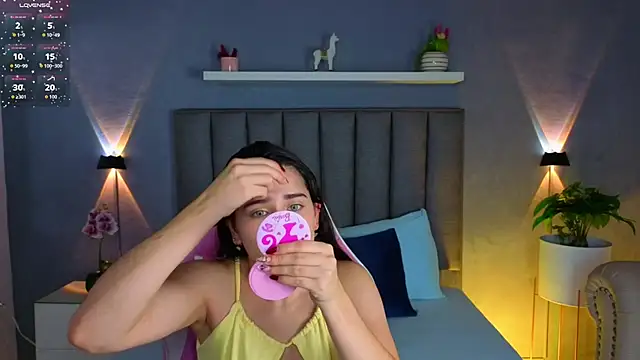 angelica dymond online show from 10-22-25, 12:26