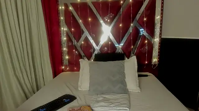 MicaelaHot  online show from 04-12-26, 02:59