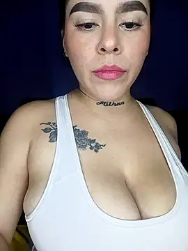 BigTits Kitty online show from 03-04-26, 06:43