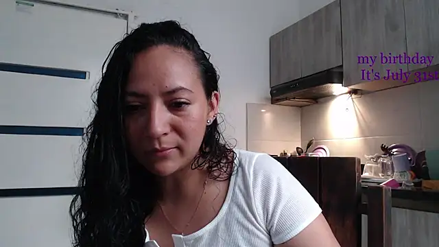 Snapshot of mariamulata chatting on 07-04-26, 09:30 mariamulata online show from 07-04-26, 09:30