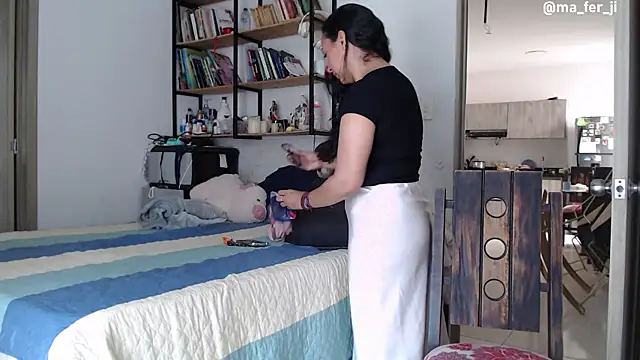 Snapshot of mariamulata chatting on 06-25-26, 05:51 mariamulata online show from 06-25-26, 05:51