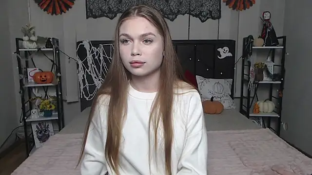 LaraPika online show from 11-08-25, 06:28