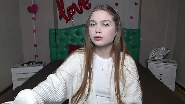 LaraPika online show from 02-24-26, 06:09