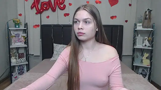 LaraPika online show from 04-12-26, 05:22