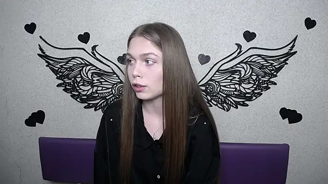 LaraPika online show from 03-28-26, 06:09