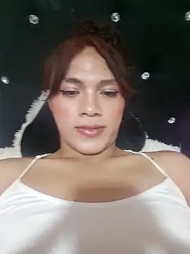 Snapshot of giuliana_andrade chatting on 02-16-25, 07:38 giuliana andrade online show from 02-16-25, 07:38
