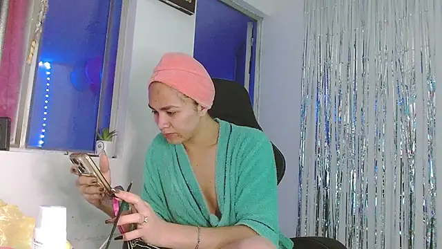 giuliana andrade online show from 03-06-26, 01:11