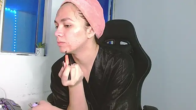 giuliana andrade online show from 03-11-26, 12:26