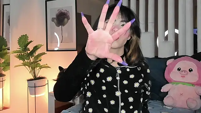 Kitty Eliffe online show from 04-29-26, 11:33