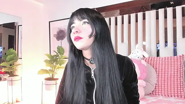 Kitty Eliffe online show from 12-14-25, 08:58