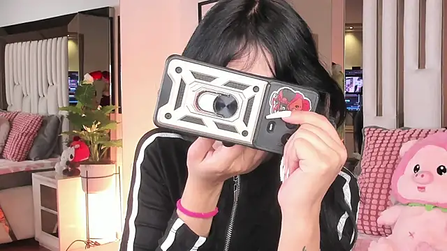 Kitty Eliffe online show from 12-02-25, 09:27