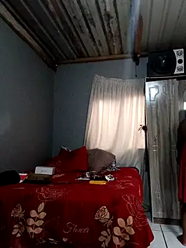 SWEETCLITYxxx online show from 10-12-25, 02:51