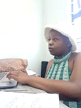 SWEETCLITYxxx online show from 10-01-25, 08:41