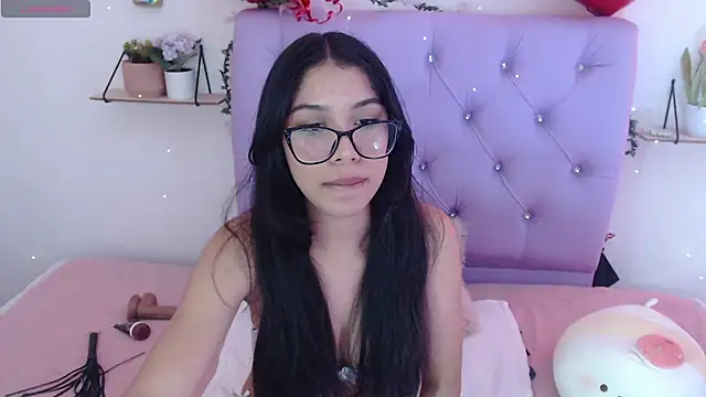 Snapshot of AmberJeong chatting on 02-16-25, 01:47 AmberJeong online show from 02-16-25, 01:47