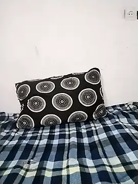 Tota Khan online show from 10-26-25, 01:50