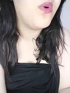 Snapshot of Tota_Khan chatting on 04-10-26, 11:34 Tota Khan online show from 04-10-26, 11:34