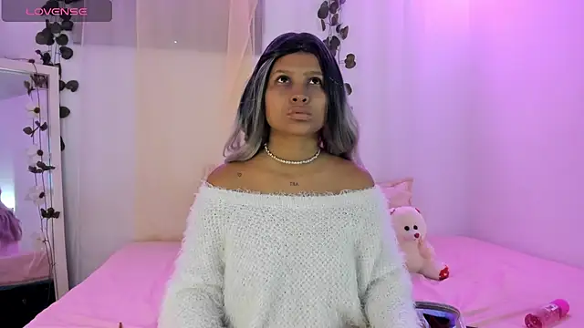 catalina and roger online show from 10-30-25, 12:14