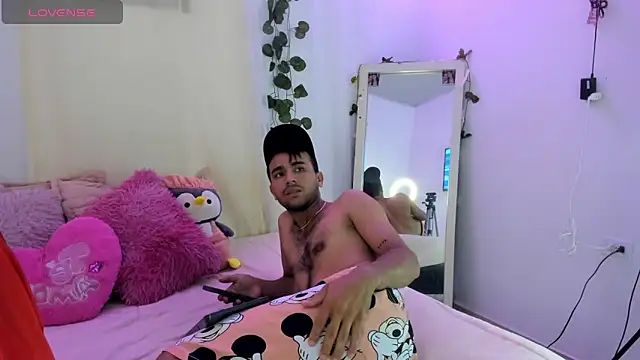 catalina and roger online show from 10-22-25, 12:04