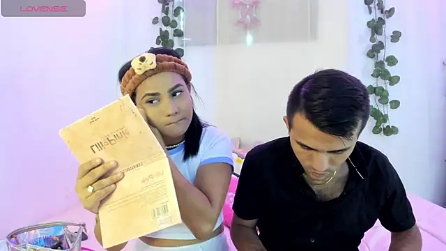 catalina and roger online show from 09-26-25, 01:18