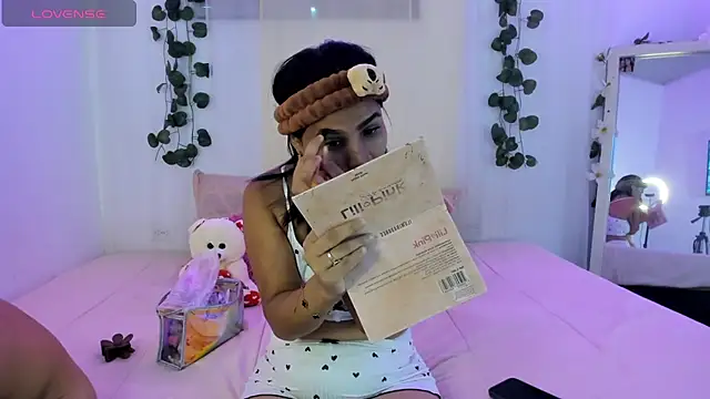 catalina and roger online show from 10-02-25, 12:19