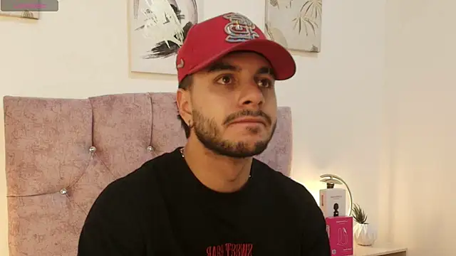 Amadeo Wild online show from 04-14-26, 03:55