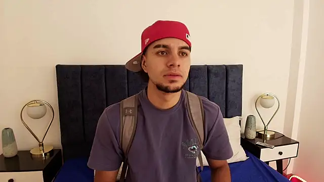 Amadeo Wild online show from 03-13-25, 03:28