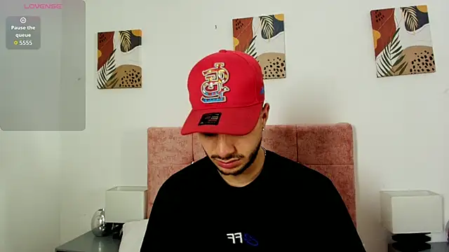 Amadeo Wild online show from 09-24-25, 03:29