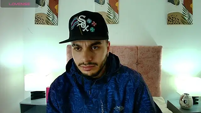 Amadeo Wild online show from 04-05-26, 02:46