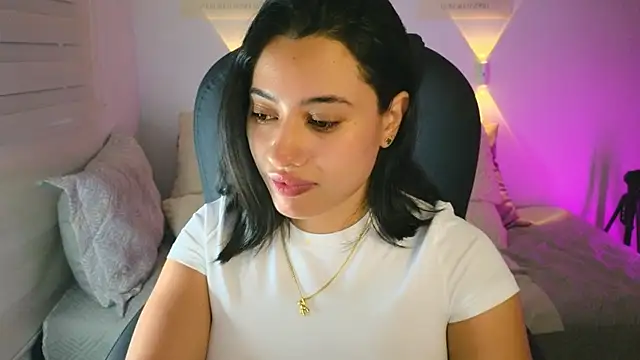 AlessaPears online show from 09-28-25, 10:39