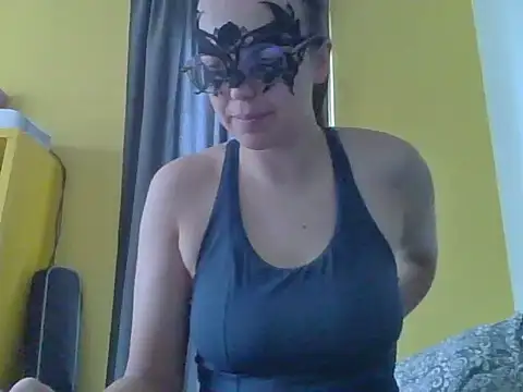 Snapshot of PearMaki chatting on 03-12-25, 12:26 PearMaki online show from 03-12-25, 12:26