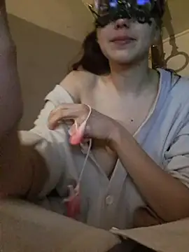 PearMaki online show from 02-15-26, 03:07