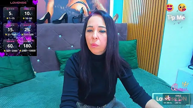 LauraSin online show from 02-04-26, 06:58