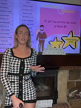 lola tentatiion online show from 12-14-25, 08:03